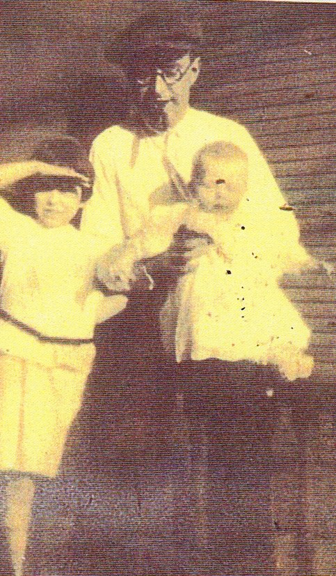 Martha, George, and Grace Stewart (about 1922)